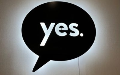 The 3-Word Phrase that Grabs Attention Instantly